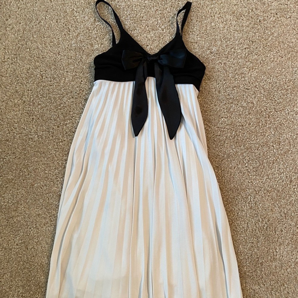 Byer Size 8 girls formal dress